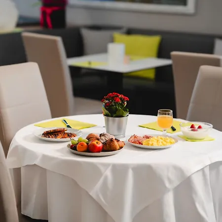 Hotel Anny 3*