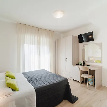 Anny Hotel