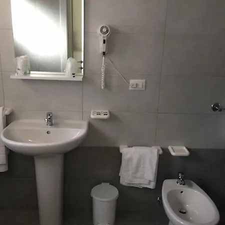 安尼酒店 酒店 利多迪迪耶索洛