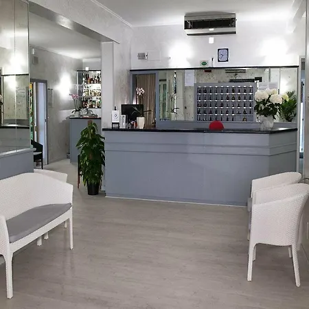 安尼酒店 酒店 利多迪迪耶索洛