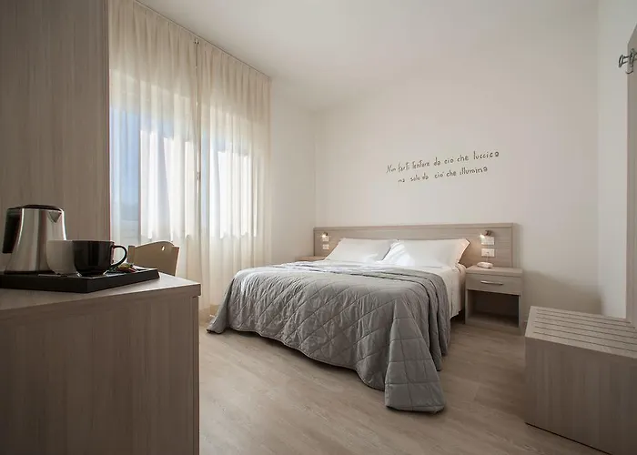 Hotell Anny 3*